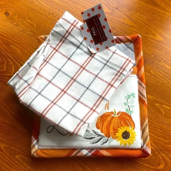 Crazy Pumpkin Lady oven mitt & kitchen towel sets - Picture 5 of 5